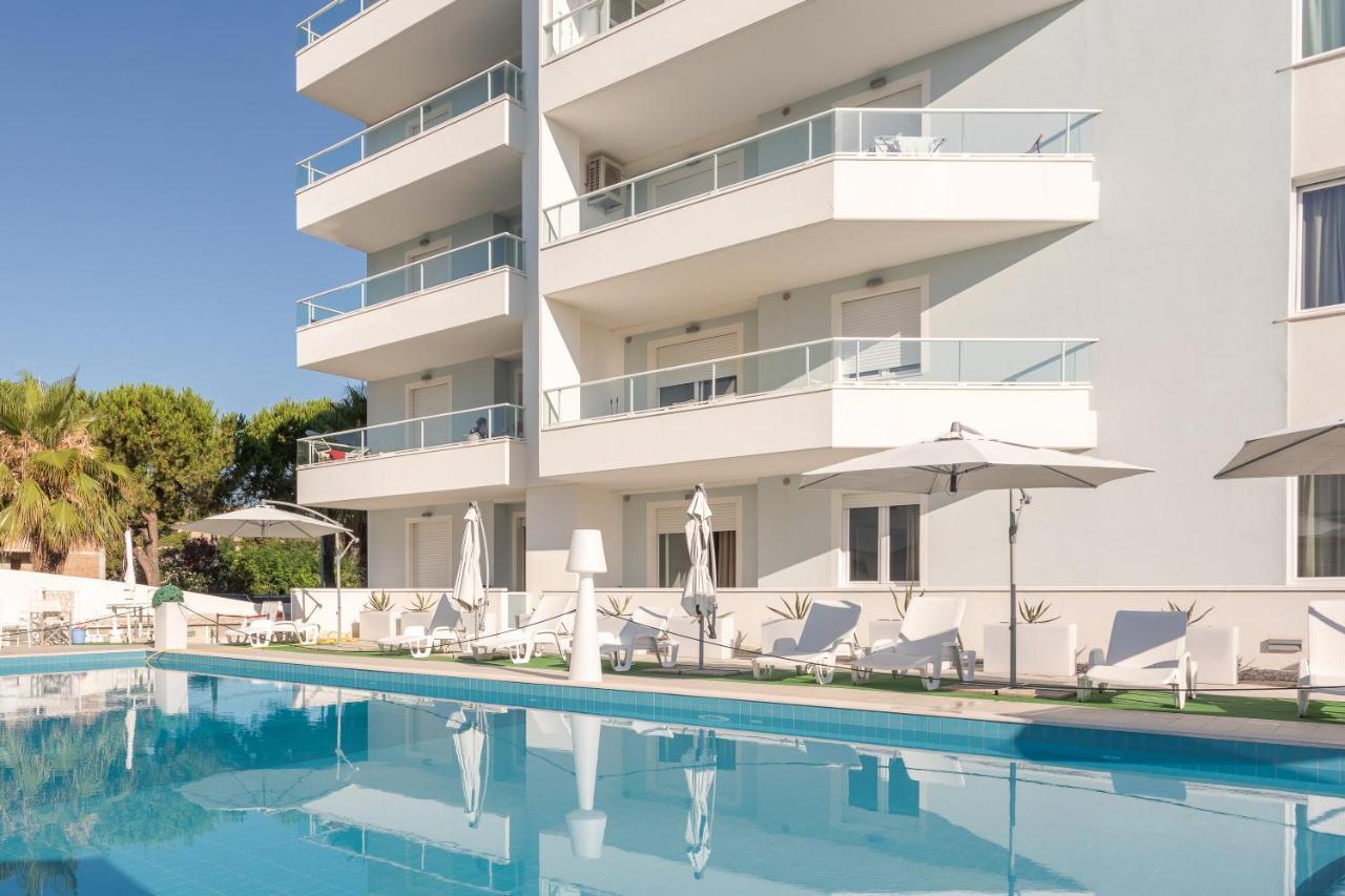 Case Vacanze Blue Bay Resort Roseto Degli Abruzzi Exterior photo
