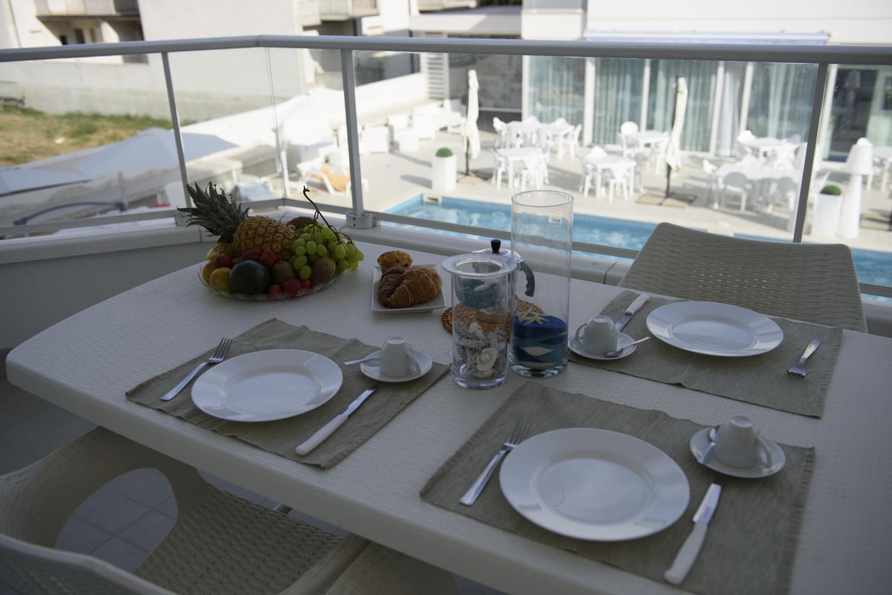 Case Vacanze Blue Bay Resort Roseto Degli Abruzzi Exterior photo