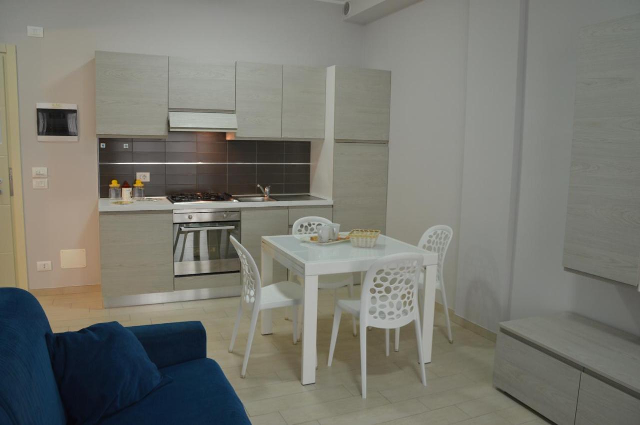 Case Vacanze Blue Bay Resort Roseto Degli Abruzzi Exterior photo